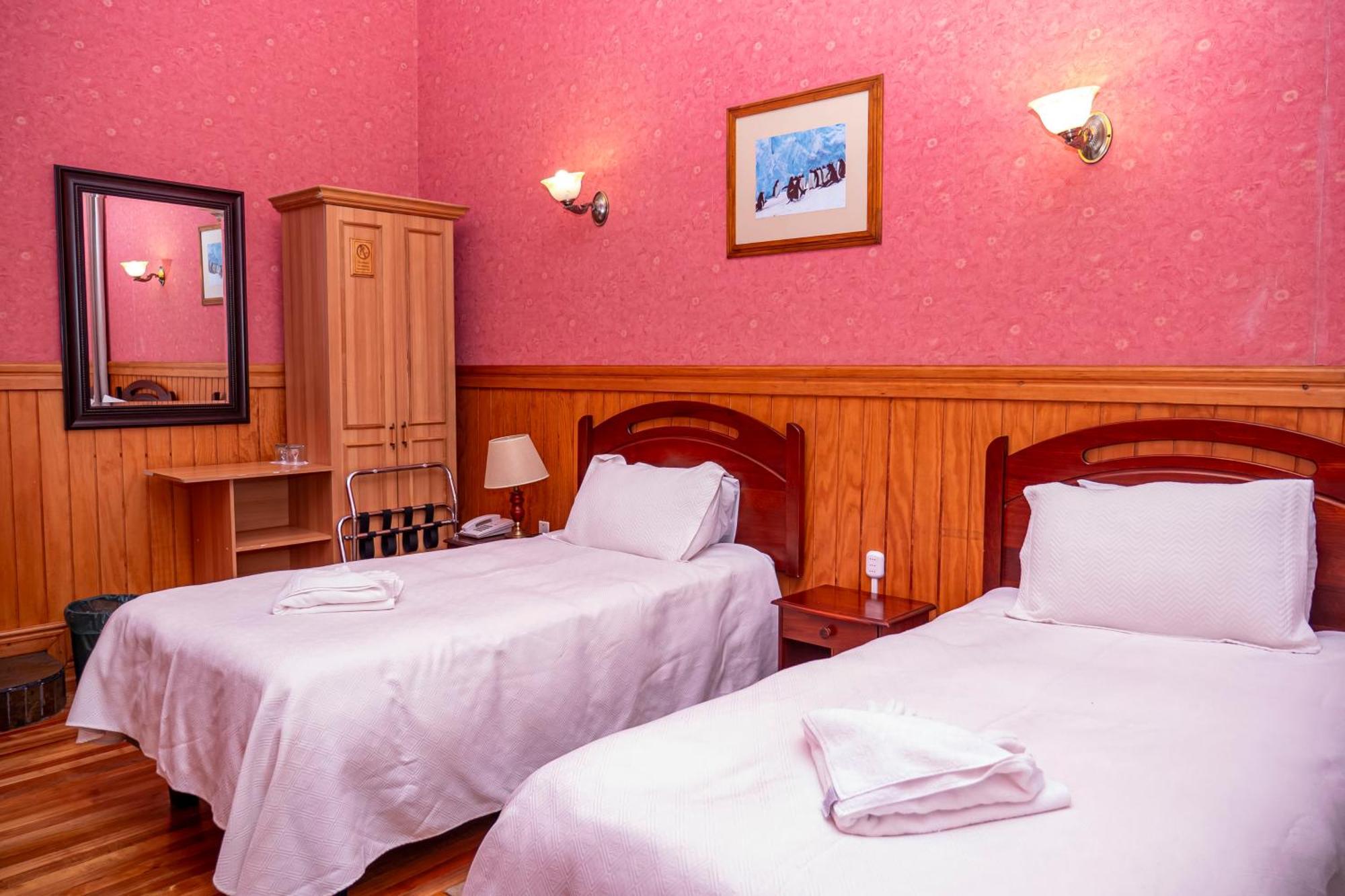 Hotel Plaza Пунта Аренас Екстериор снимка