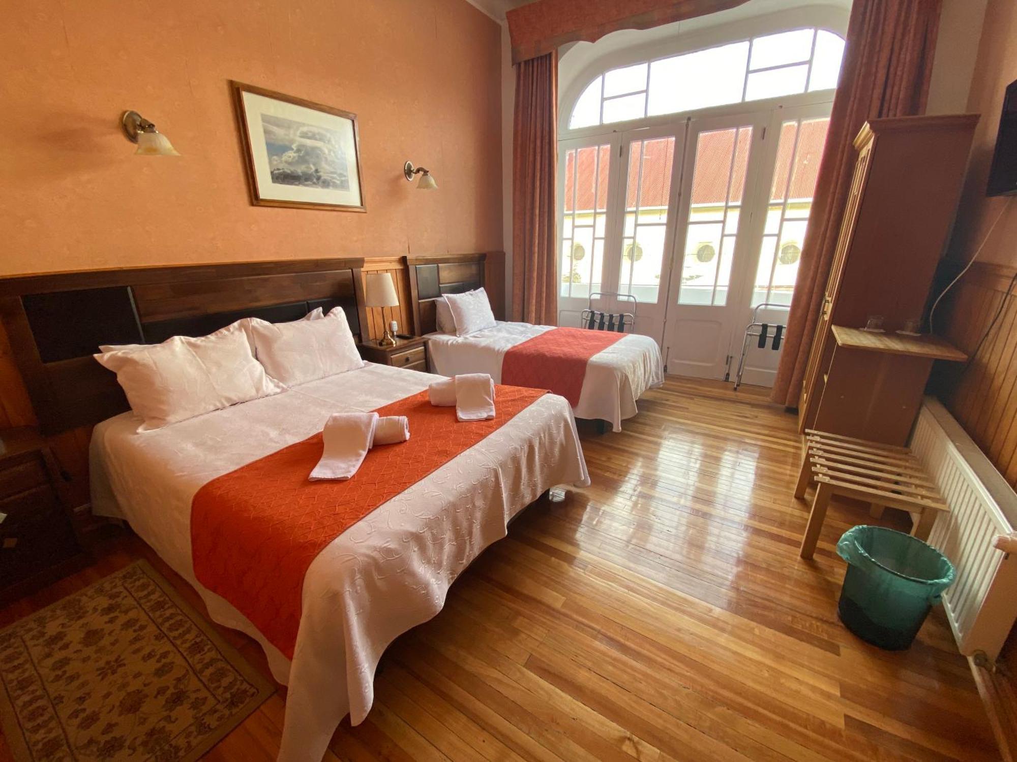 Hotel Plaza Пунта Аренас Екстериор снимка