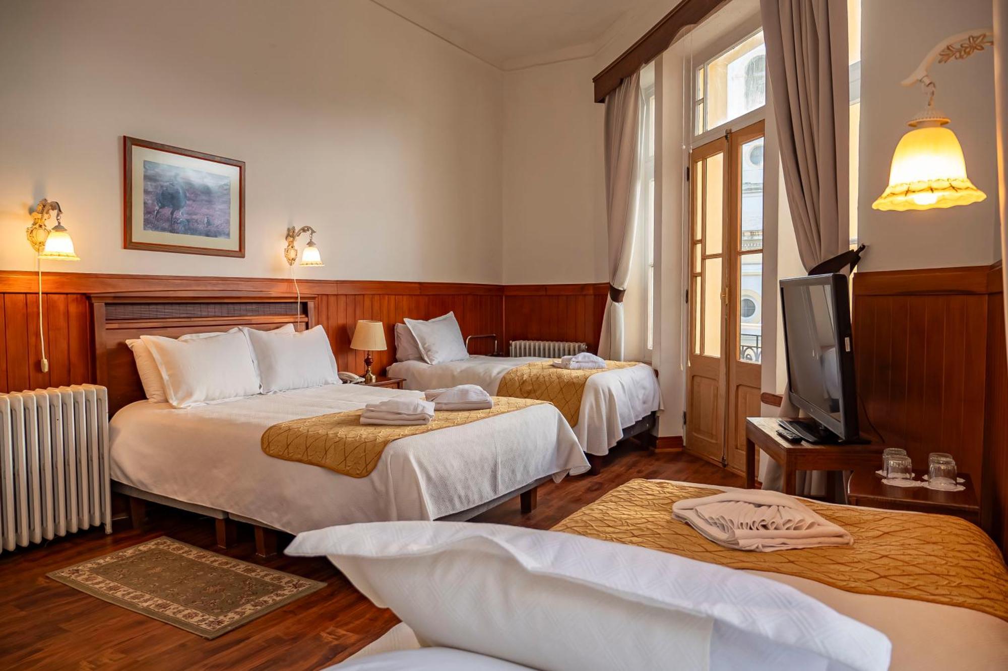Hotel Plaza Пунта Аренас Екстериор снимка