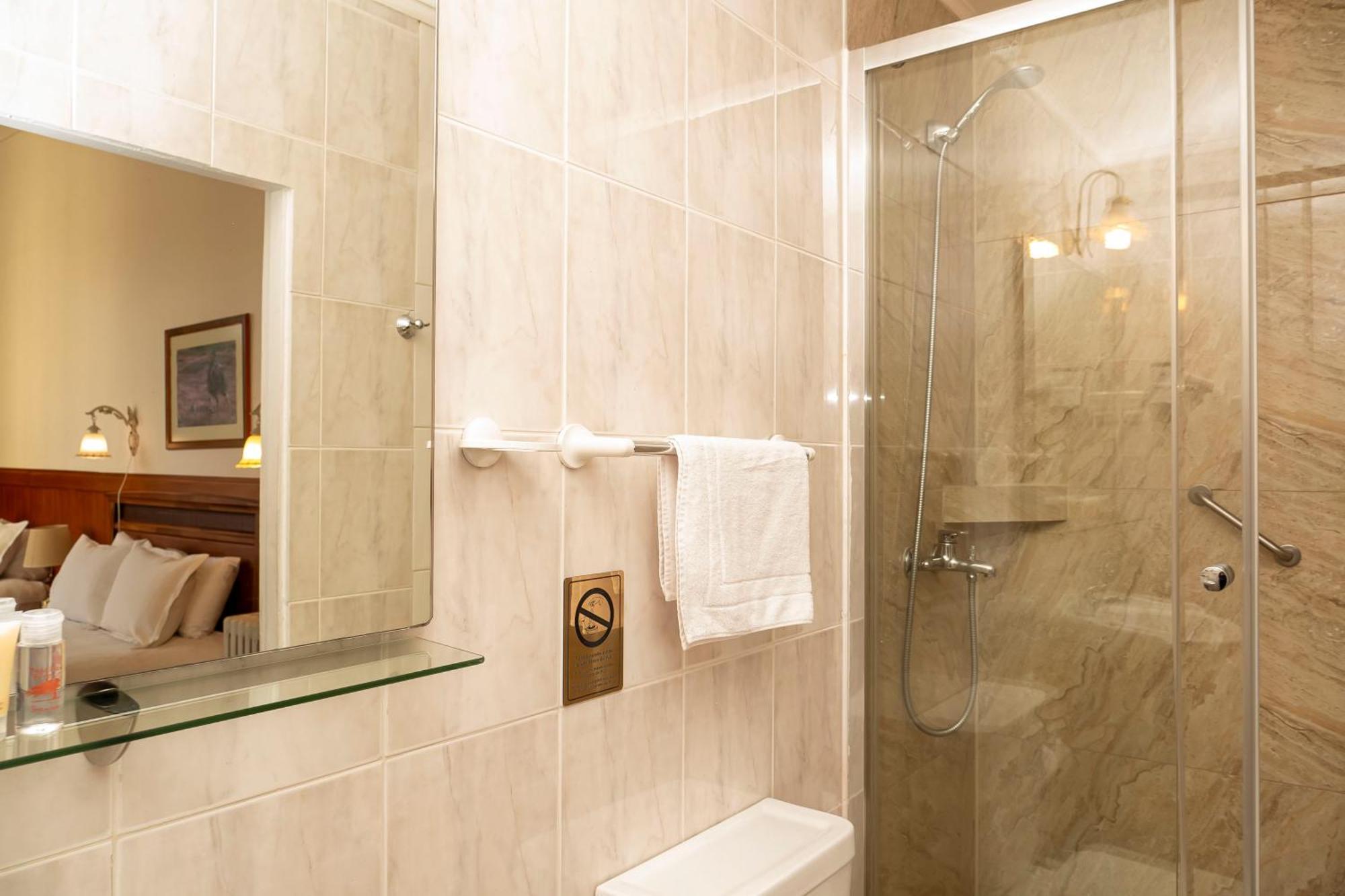 Hotel Plaza Пунта Аренас Екстериор снимка